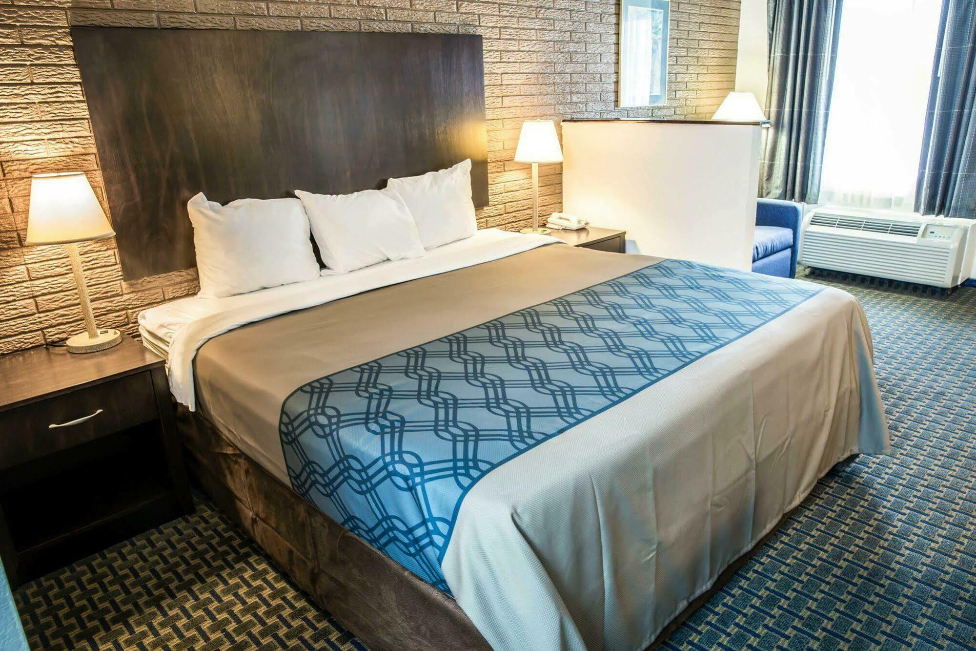 Rodeway Inn & Suites Wilmington North Extérieur photo